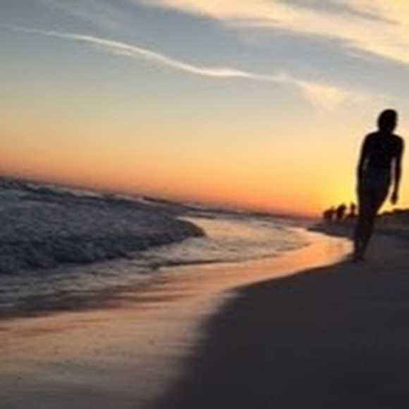 Meet your Posher, Kelsie - Picture 1 of 1